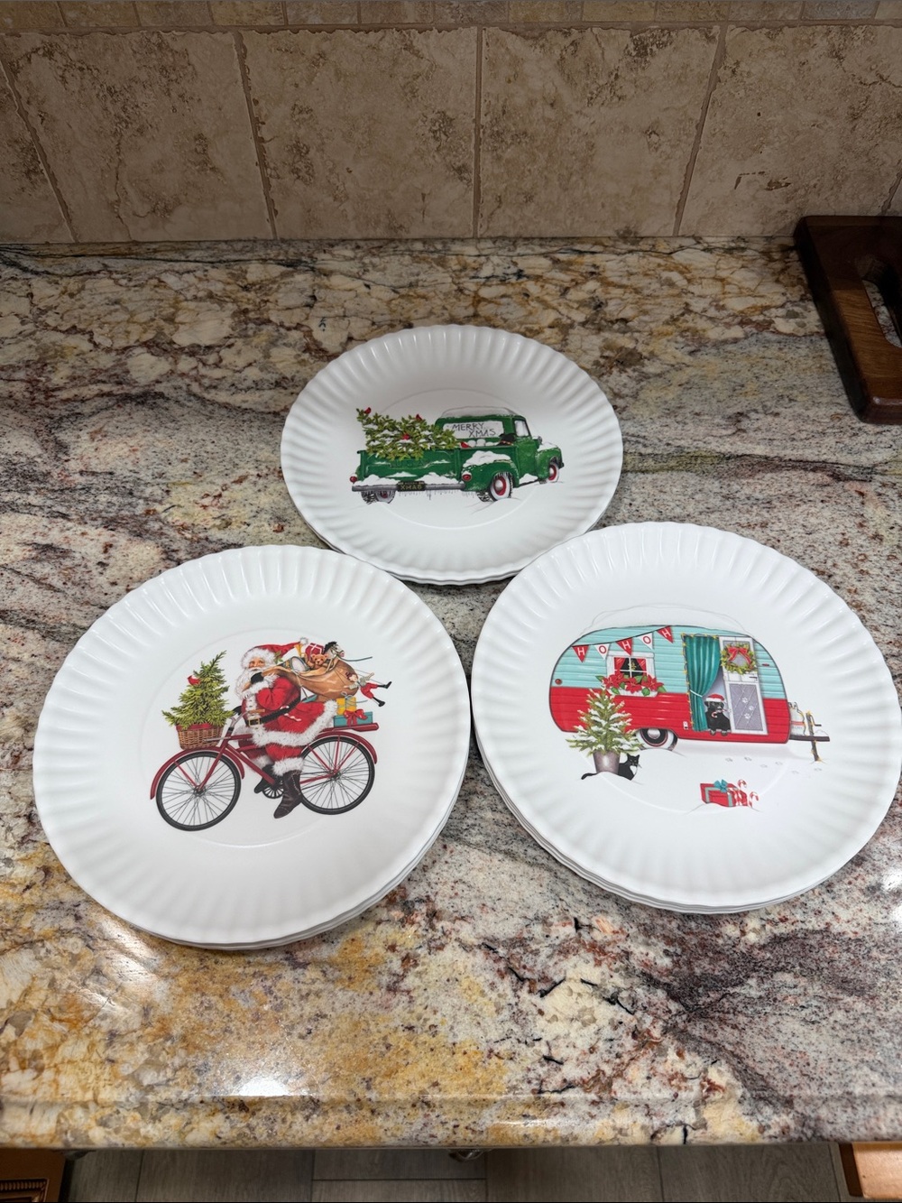 Set of 10 White Christmas melamine Plates with Festive Illustrations